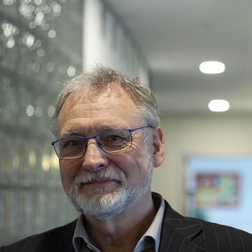 Prisma neemt feestelijk afscheid van Meindert Eijgenstein Prisma neemt feestelijk afscheid van Meindert Eijgenstein